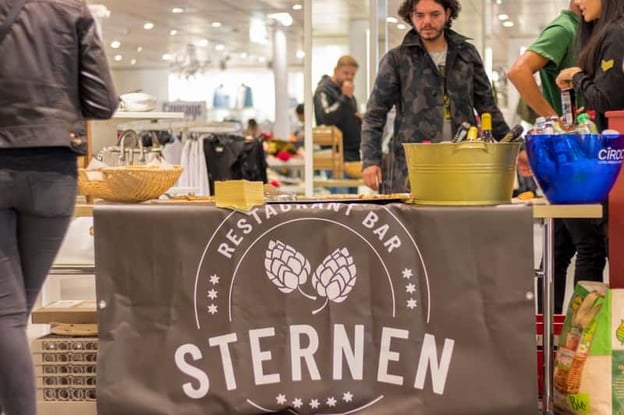 Sternen Restaurant and Bar pop up table